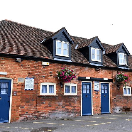 Swan, Thatcham By Marston'S Inns Екстер'єр фото